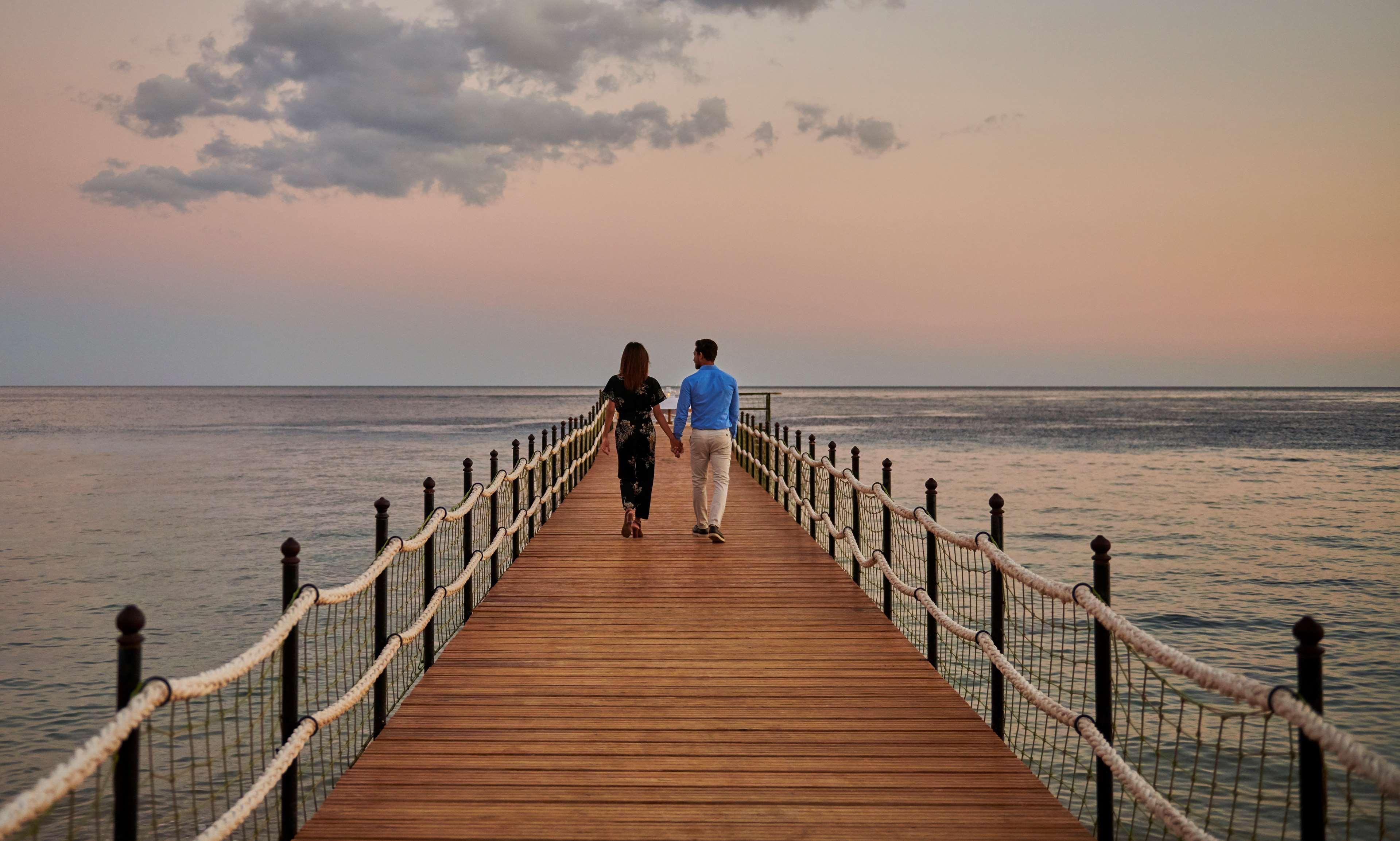 حياة ريجنسي شرم الشيخ المظهر الخارجي الصورة The pier at the resort